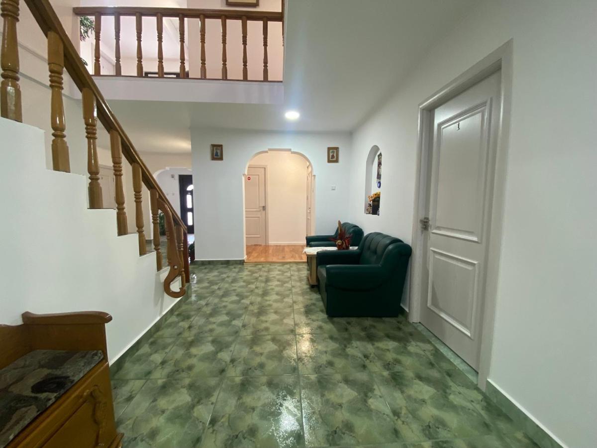 Hotel Casa Laur Mînăstirea Humorului Zewnętrze zdjęcie